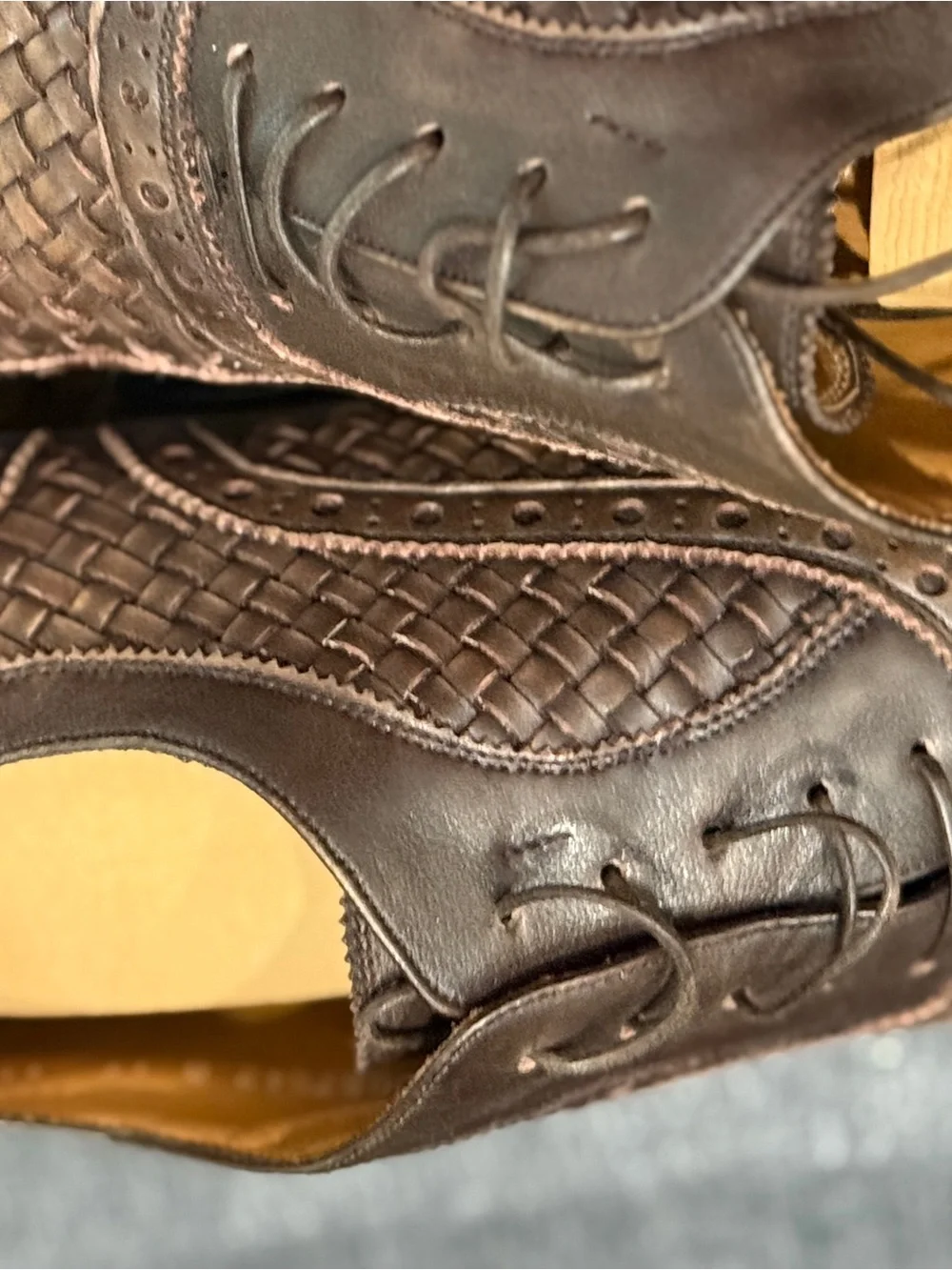 Salvatore Ferragamo “Baldo” Woven Wingtip Oxfords Brown Leather Sz 11.5 D Italy